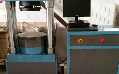 Nueva máquina para ensayos a compresión de hormigones (UNE-EN 12390-3:2009)