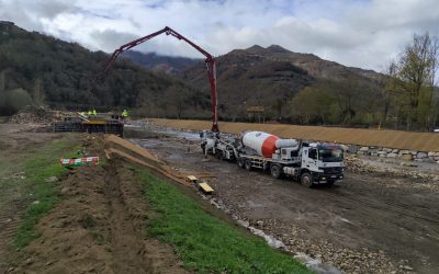 Proyecto de recuperación ambiental del río Nalón en La Chalana, T.M. de Laviana (Asturias).